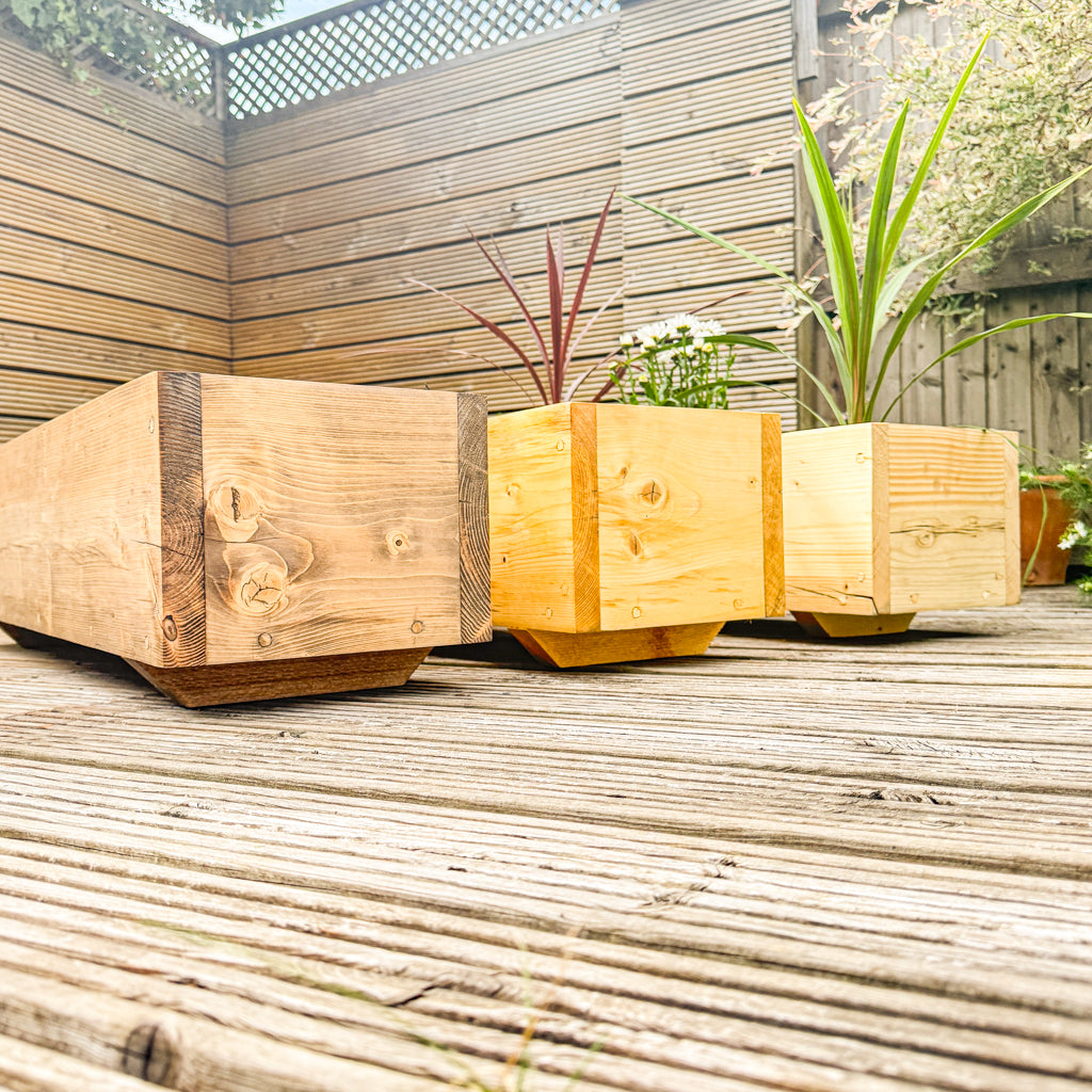 Rustic Garden Planters – The Scaff Shop