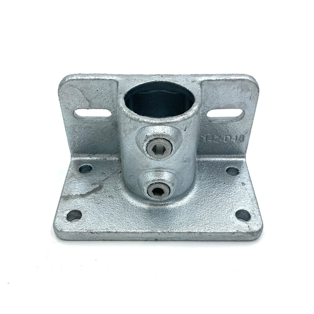 Scaffold tube base plate with anchor points and additional horizontal fixings