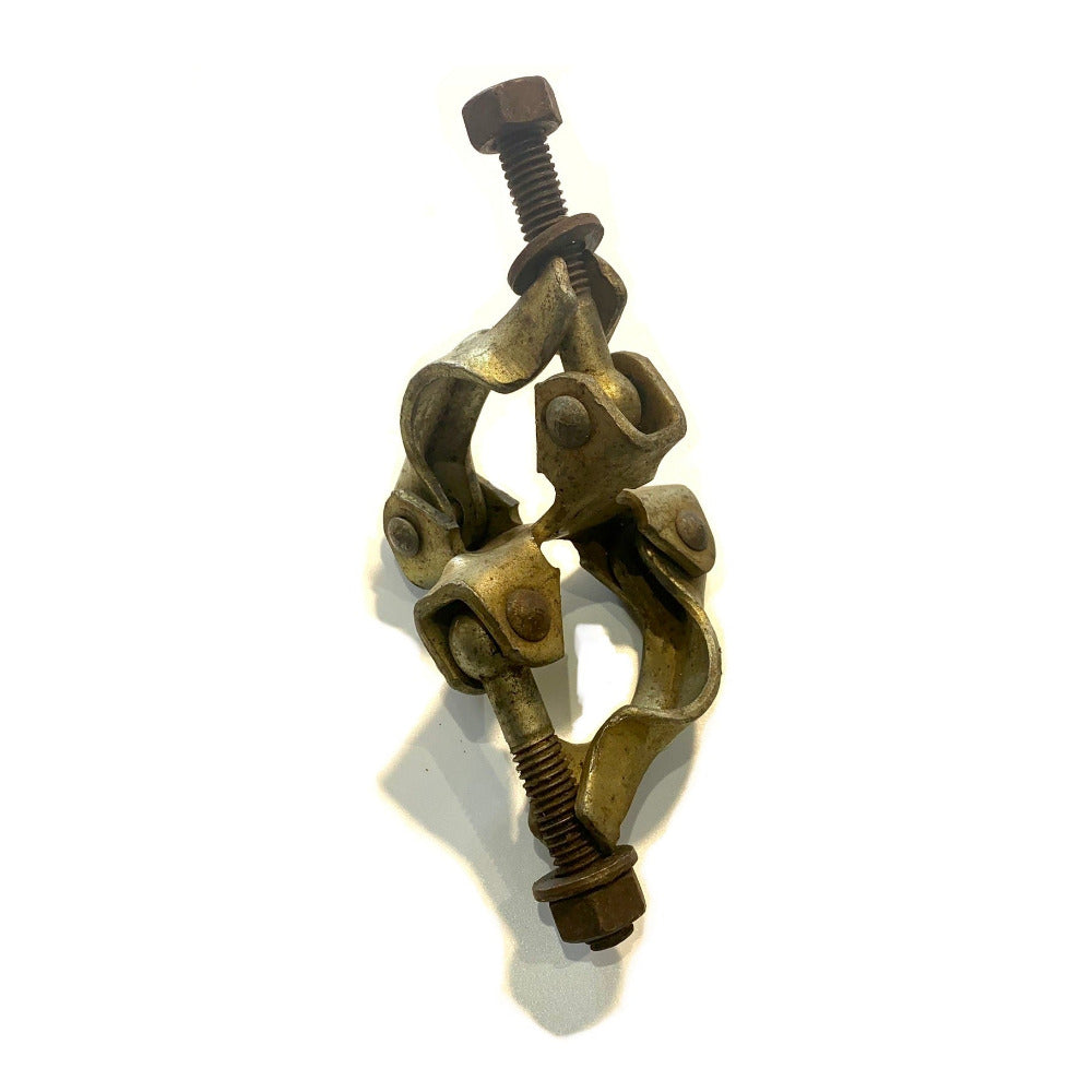 Metal joining bracket to fit two metal tubes