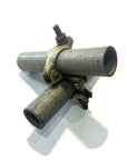 Scaffold bracket which fixes poles perpendicular but offset