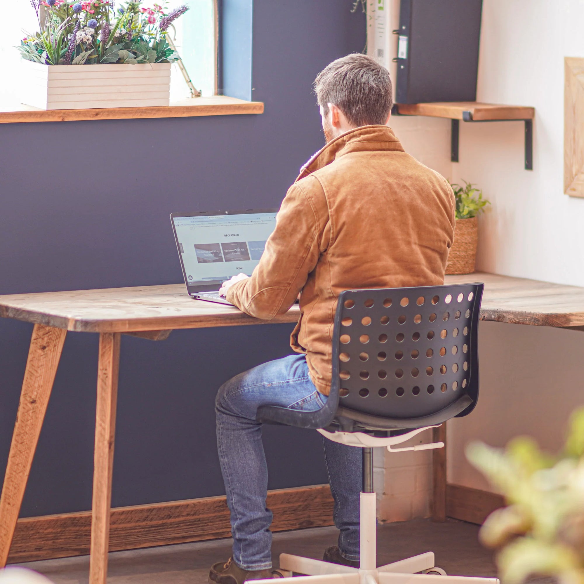 Corner Desk