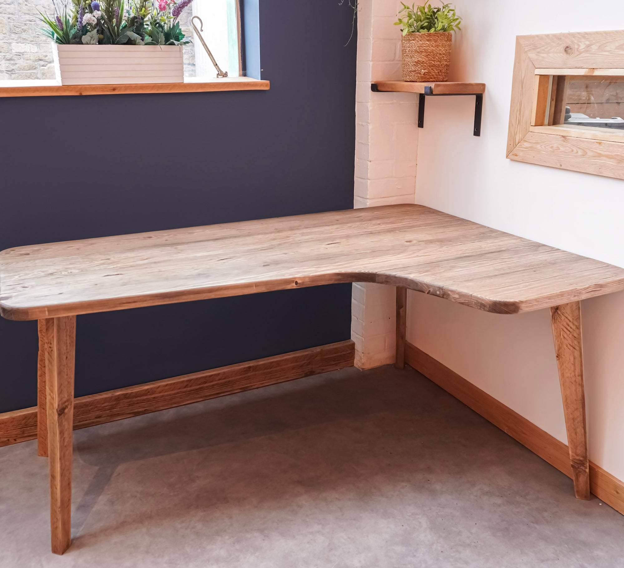 Right handed wooden corner desk