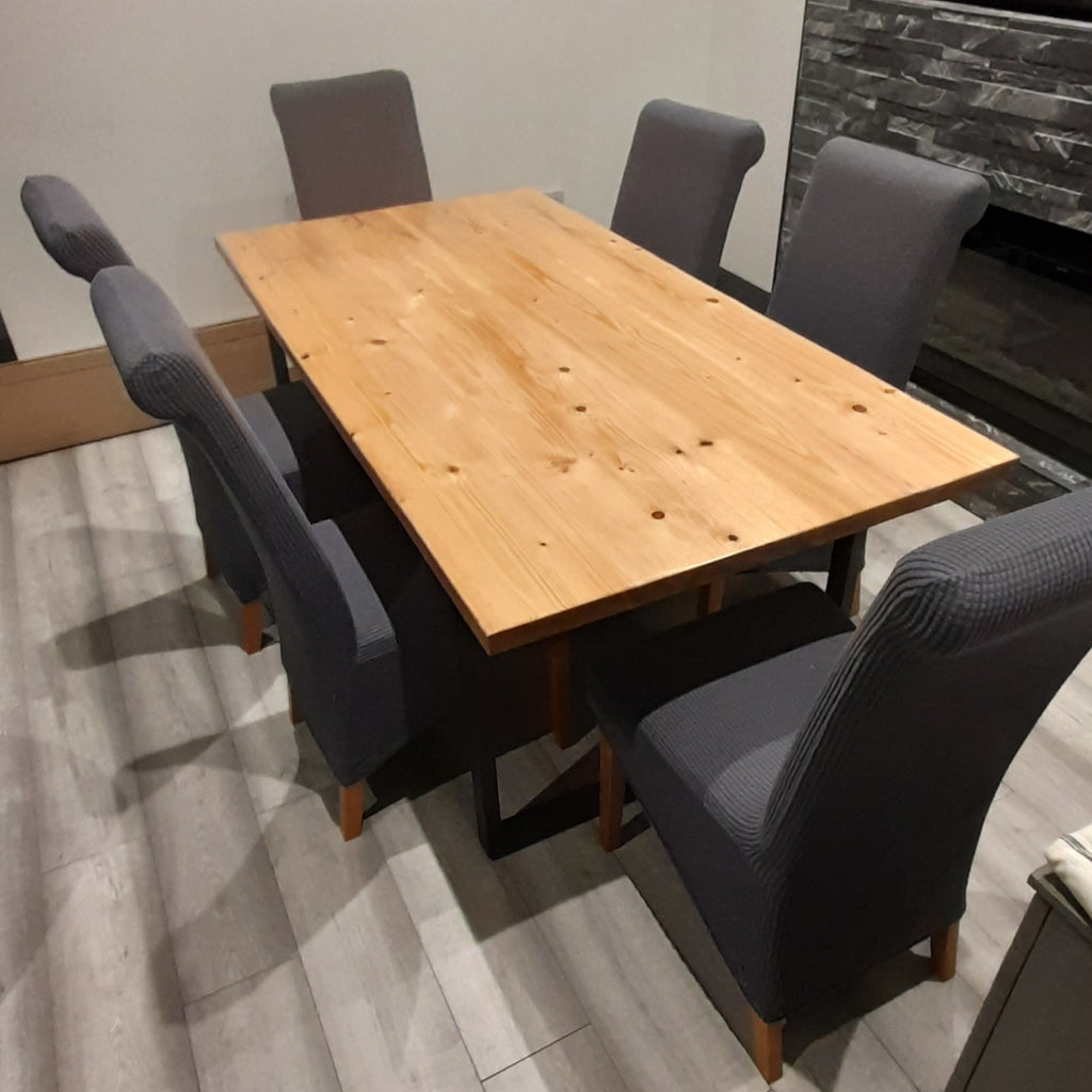 Scaffold Boards made in to a dining table