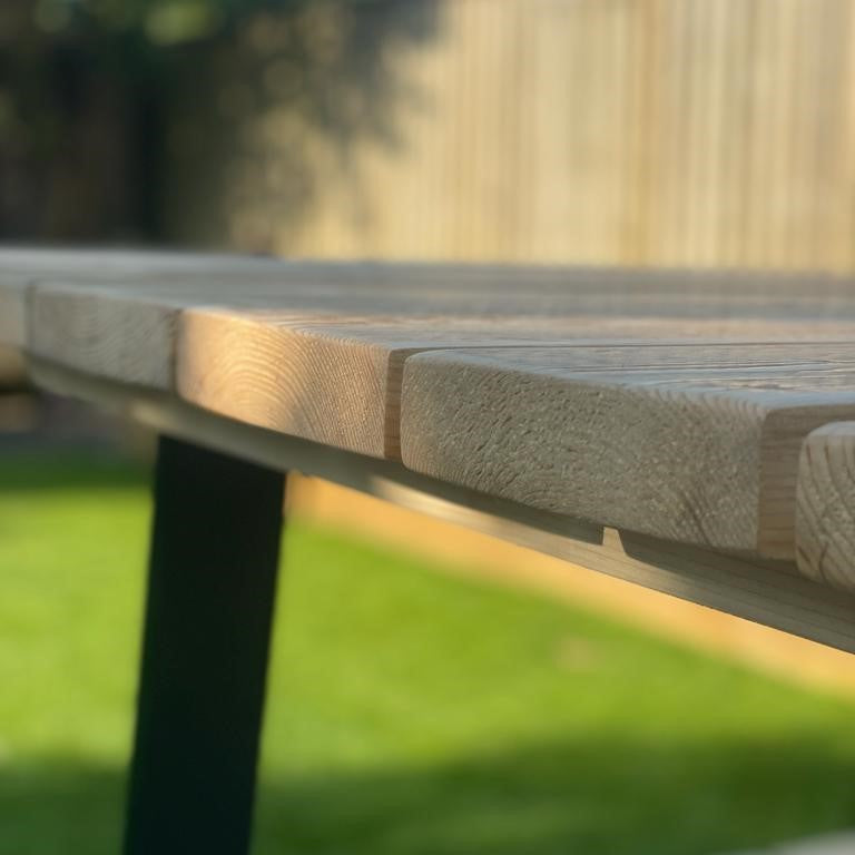 Beautiful end grain on a scaffold board table for outside garden parties