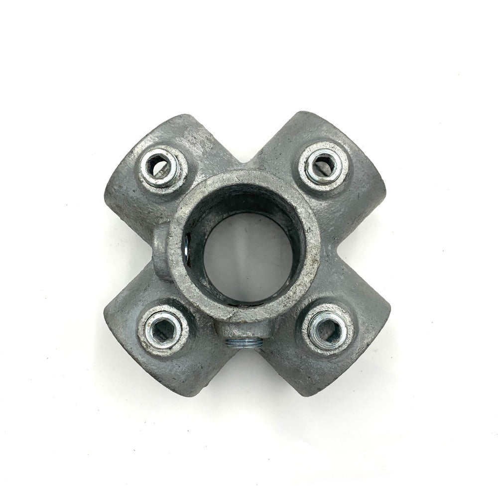Cross connection for scaffold tubes