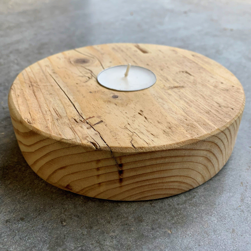 Single round candle holder from reclaimed scaffold board