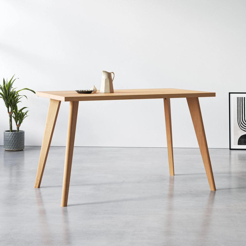 Oak tapered legs on scaffold table